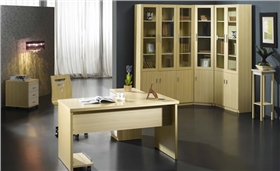 漆強木器漆應該2.jpg 漆強木器漆應該2.jpg