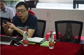 贏想力品牌王鵬輝老師為漆強(qiáng)品牌的發(fā)展把脈診斷.jpg 贏想力品牌王鵬輝老師為漆強(qiáng)品牌的發(fā)展把脈診斷.jpg