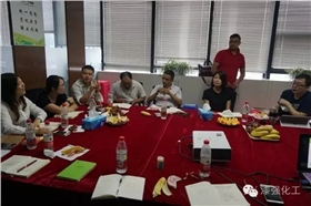 深圳贏想力品牌王老師蒞臨漆強(qiáng)化工參觀指導(dǎo).jpg 深圳贏想力品牌王老師蒞臨漆強(qiáng)化工參觀指導(dǎo).jpg