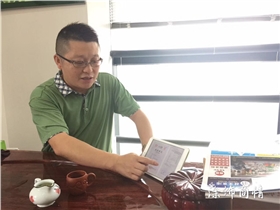 漆強(qiáng)家具漆光彩照人，記者看了都說(shuō)好 (7).jpg