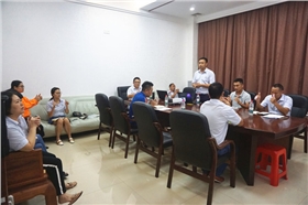 漆強(qiáng)化工2018年7月工作總結(jié)會(huì) 漆強(qiáng)化工2018年7月工作總結(jié)會(huì)