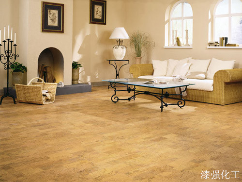 漆強(qiáng)化工水性木器漆.jpg 漆強(qiáng)化工水性木器漆.jpg