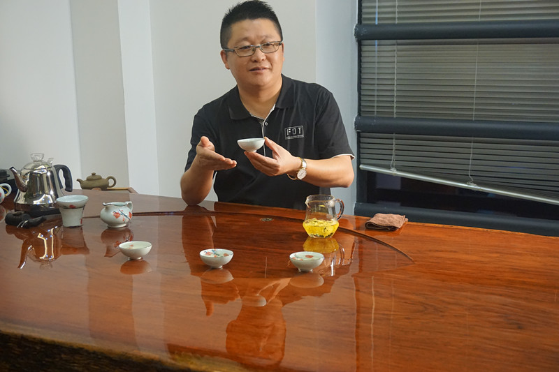 漆強(qiáng)亮光漆產(chǎn)品展示_“用戶體驗(yàn)”.jpg 漆強(qiáng)亮光漆產(chǎn)品展示_“用戶體驗(yàn)”.jpg