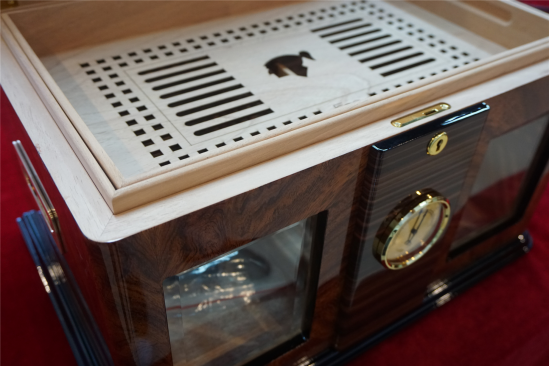 漆強(qiáng)鋼琴漆、珠寶盒漆